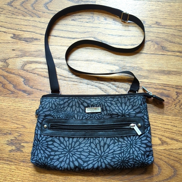 Baggallini Handbags - Baggalini Plaza Mini Crossbody Floral Gray Black Organizer Adjustable Bag Purse